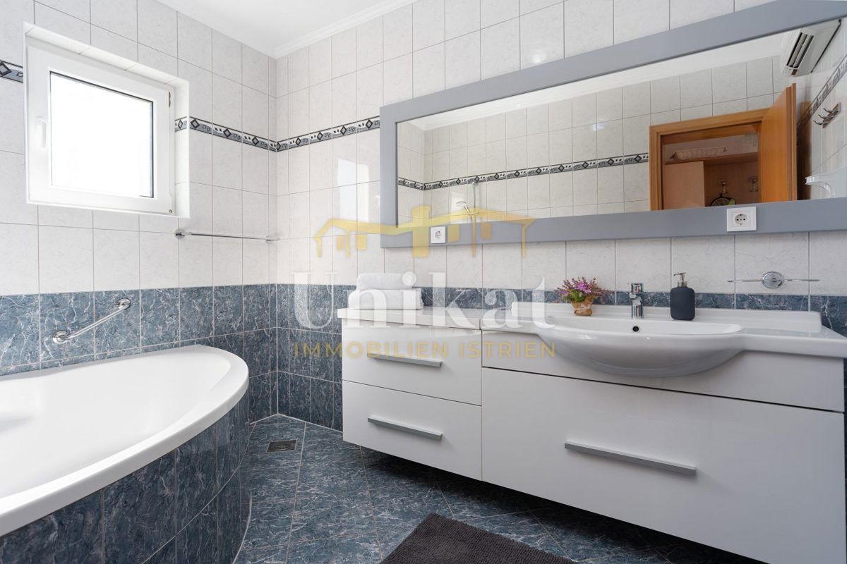 Casa nei dintorni di Poreč, 3 camere da letto, posizione tranquilla